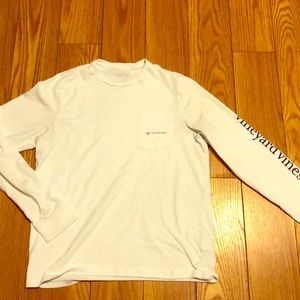Boy XL Vineyard Vines White Long sleeve tee